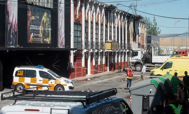 Спасатели продолжают поиск тел в испанских ночных клубах после смертельного пожара