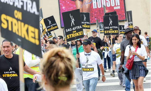 «Много предстоит наверстать»: голливудские сценаристы возвращаются к работе