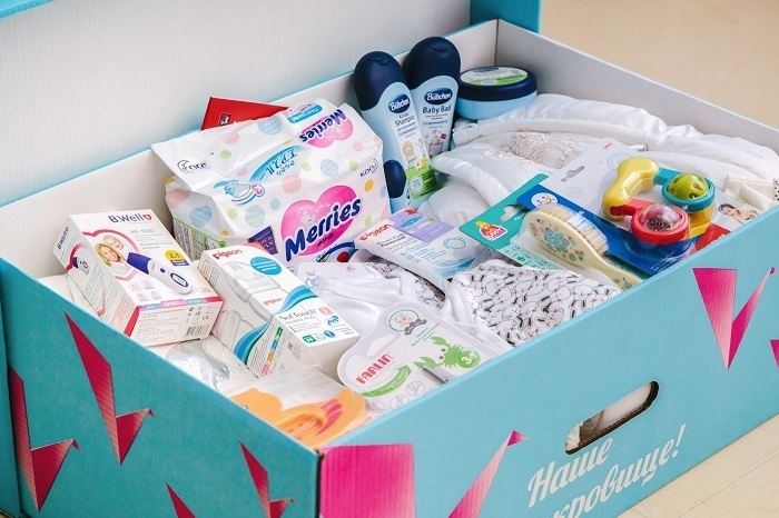 Рожать или не рожать? Почему у нас в стране кто-то получает подарок для новорожденного, а кому-то не положено?