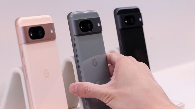 Google представляет Pixel 8, созданный для «эры генеративного искусственного интеллекта»