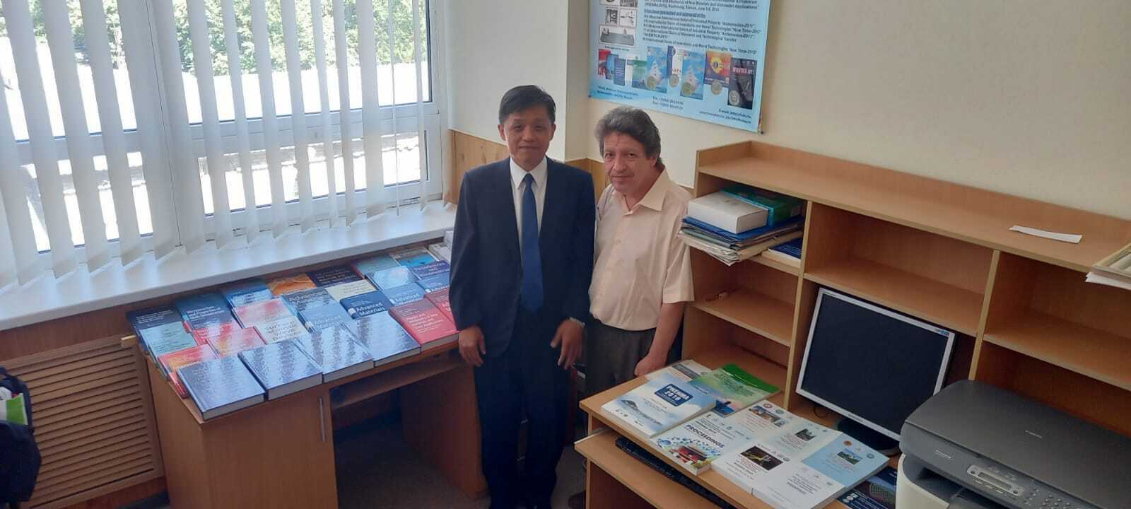 Как опубликовать научную монографию в одном из ведущих мировых издательств? (На примере личного опыта)