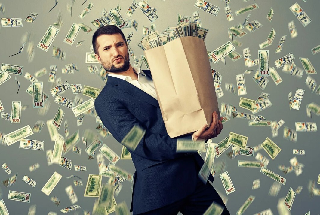 Всплеск инвестиций Российскими миллиардерами в фондовый рынок России, способствует его росту и стабильности. А вы инвестируете в ценные бумаги РФ?