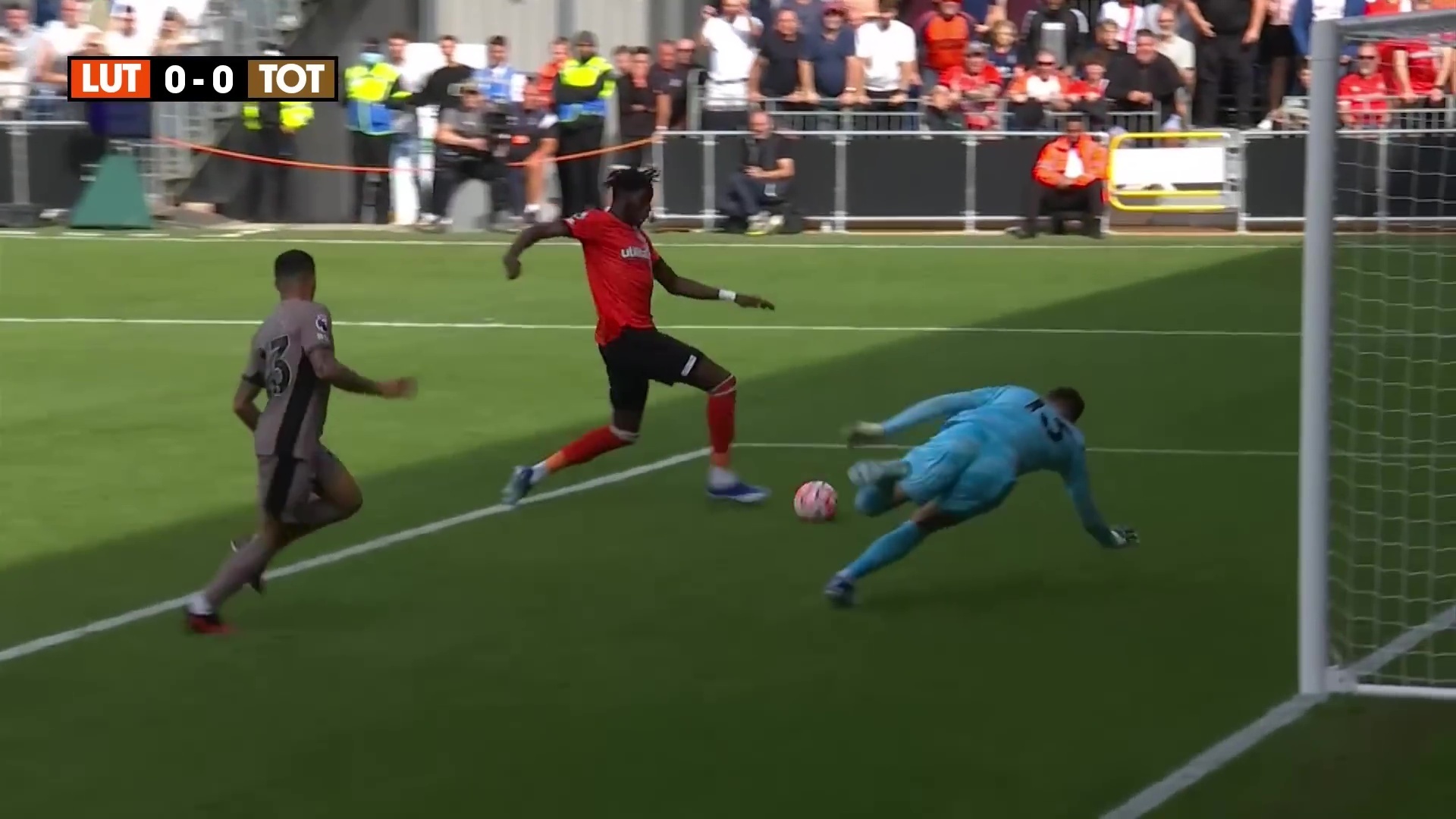 "Тоттенхэм" возглавил АПЛ. На сутки или на две недели минимум