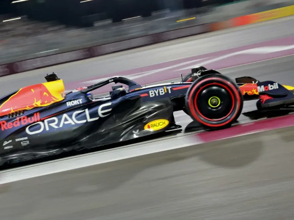 "Макс Ферстаппен: Трехкратный Чемпион Мира Формулы-1"