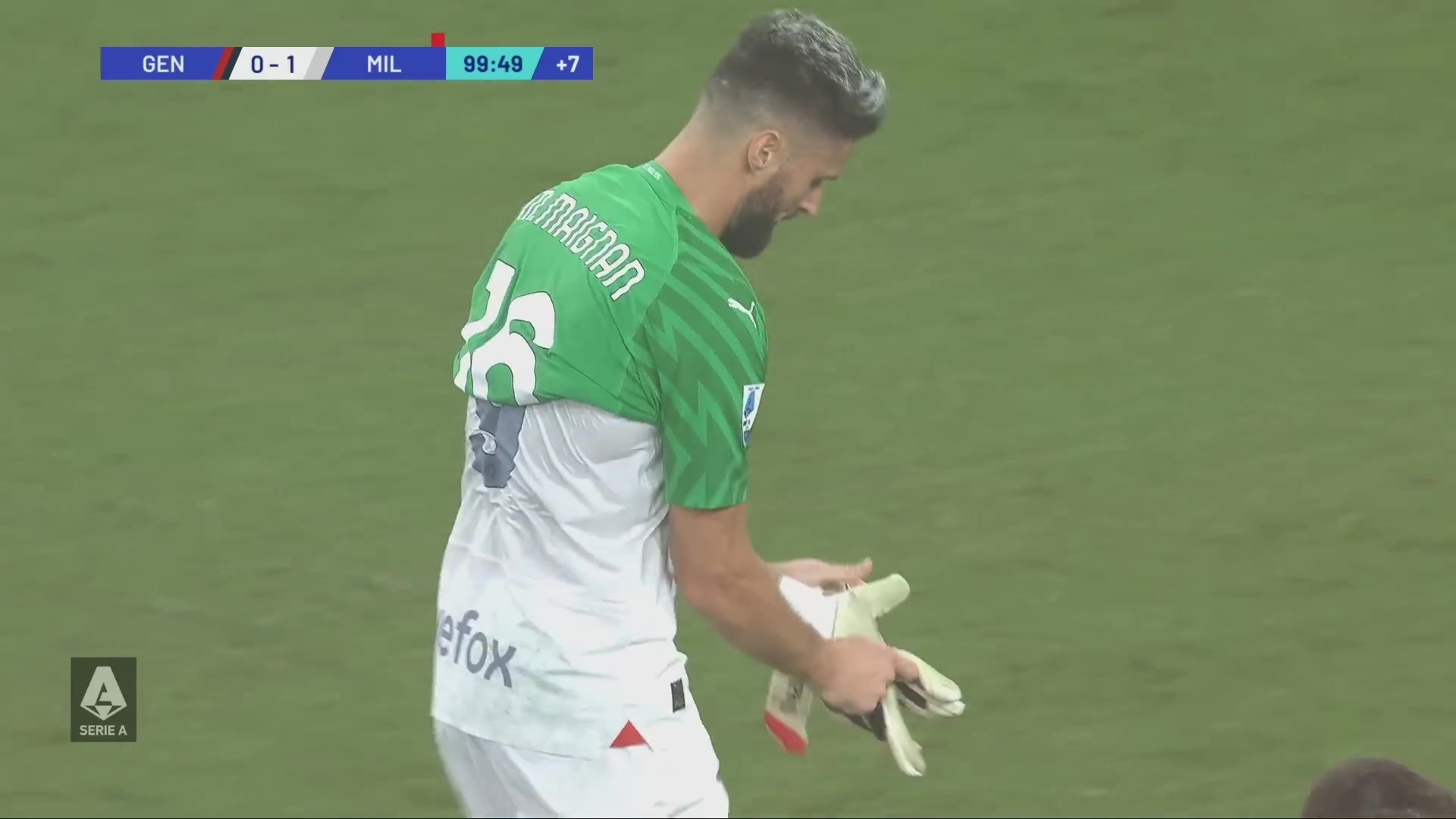 «Милан» вырывает первое место в серии А с Оливье Жиру в воротах