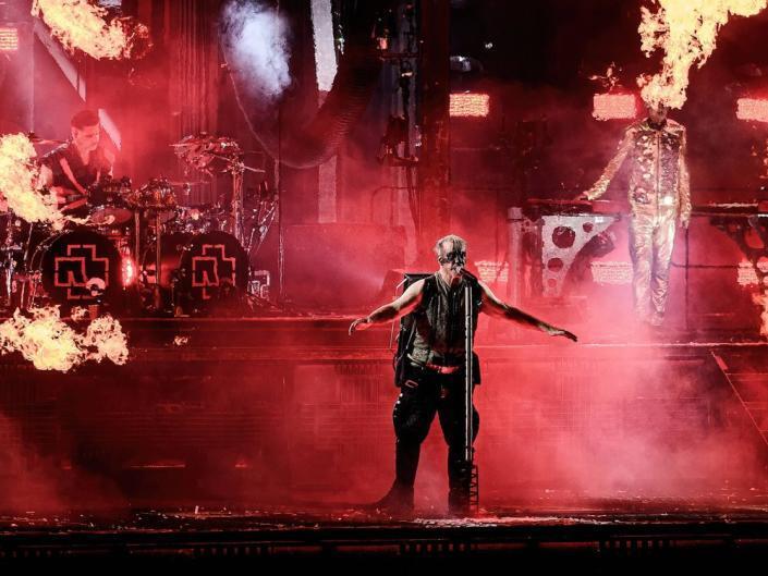 Новости о туре Rammstein и завершении расследования в отношении Тилля Линдеманна