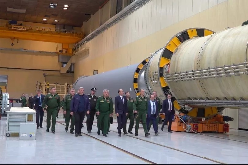 Взгляд на секретный российский завод, где «серийно производится» ракета «Сатана-2 Судный день»