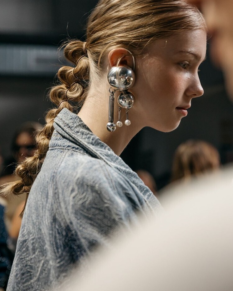 Девять модных тенденций весны 2024 года, которые возглавили Неделю моды в Копенгагене