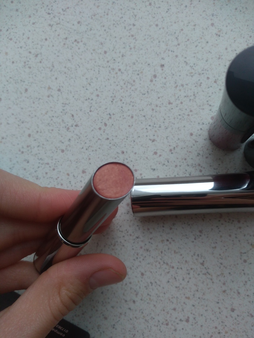 Помадки mary kay