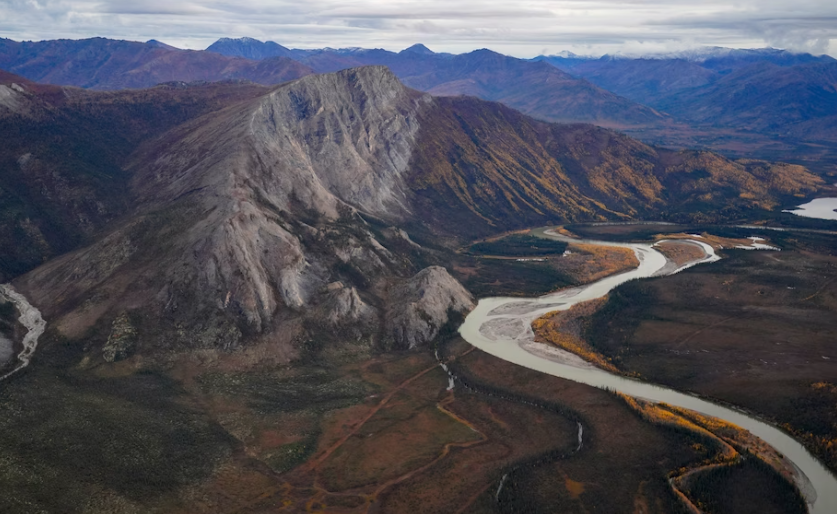 Как гигантский карьер возле двух национальных парков нанес удар по администрации Байдена
