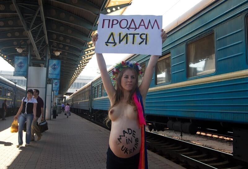 Страна безбожных гомосеков.