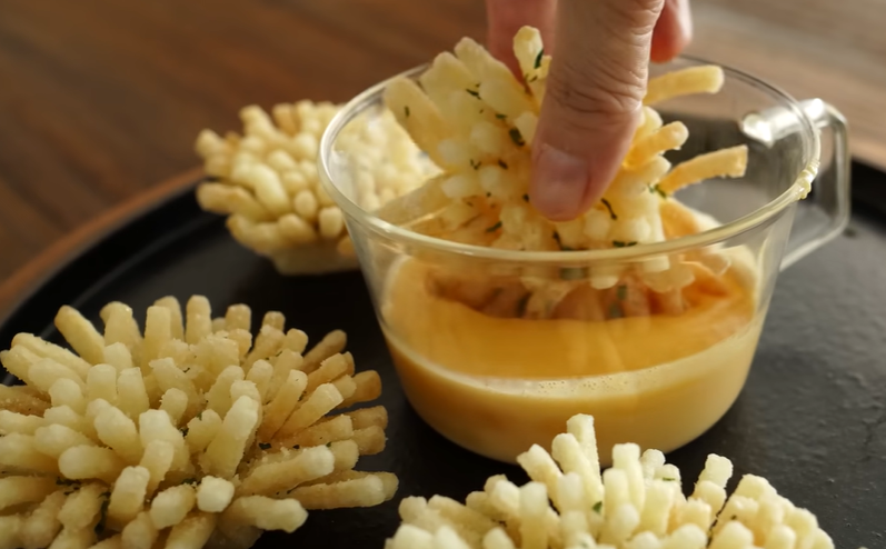 Картофельные цветы - хрустящие, красивые, вкусные