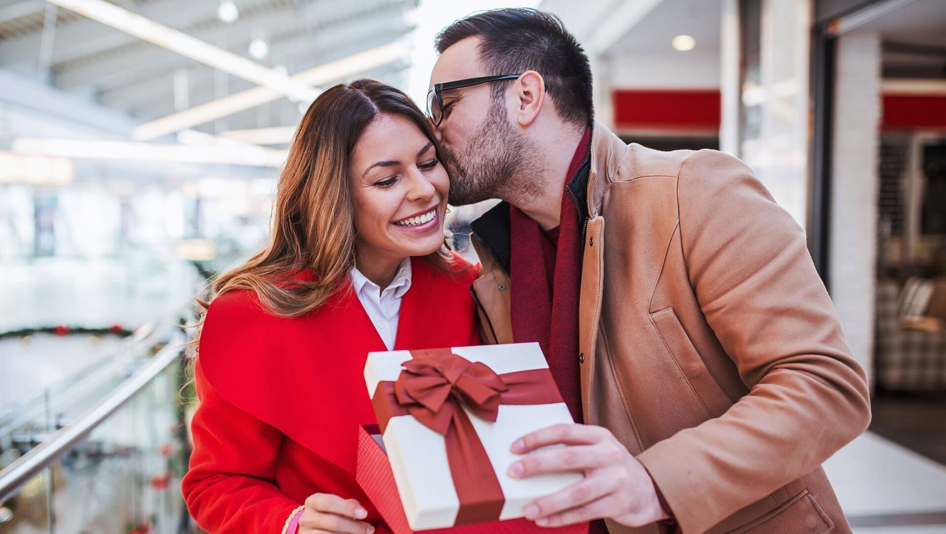 Как притягивать мужчин или краткое руководство для женщины-магнит