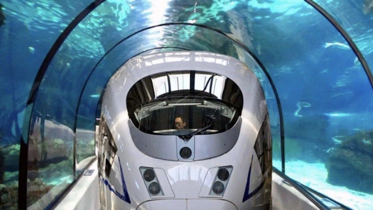 ОАЭ планируют построить подводную железнодорожную дорогу.