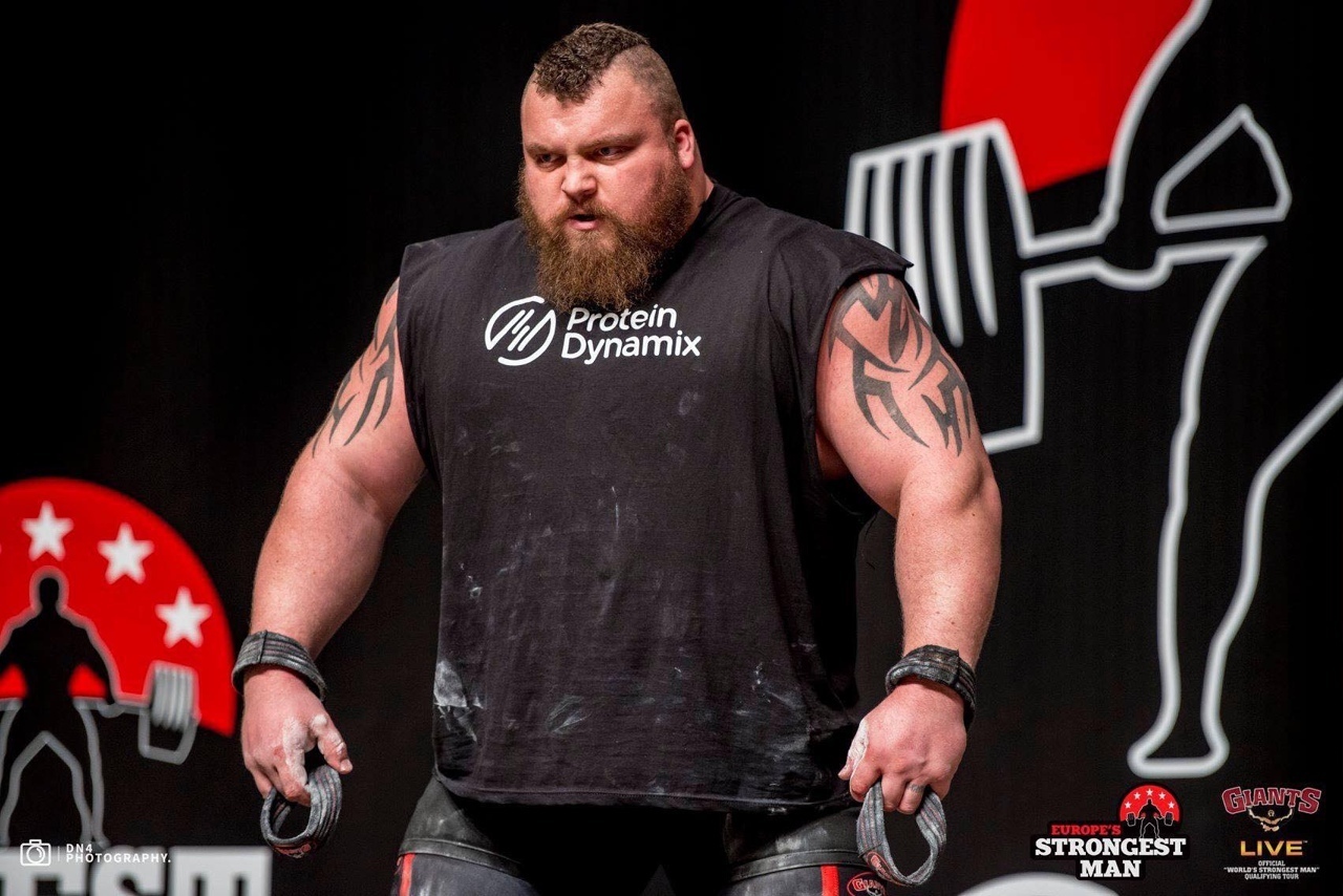 Самый сильный человек на Земле: Мировые рекорды и выдающиеся достижения