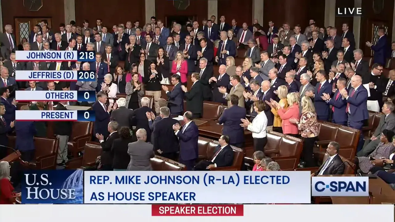 Сыплется когорта демократов