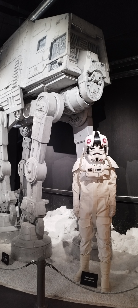 Наше посещение выставки «Звездные войны на ВДНХ». Рассказываю свои впечатления и делюсь авторскими фото. Фанатам этого фильма рекомендуется!