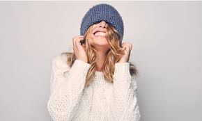 Восстановление объема волос после ношения шапки