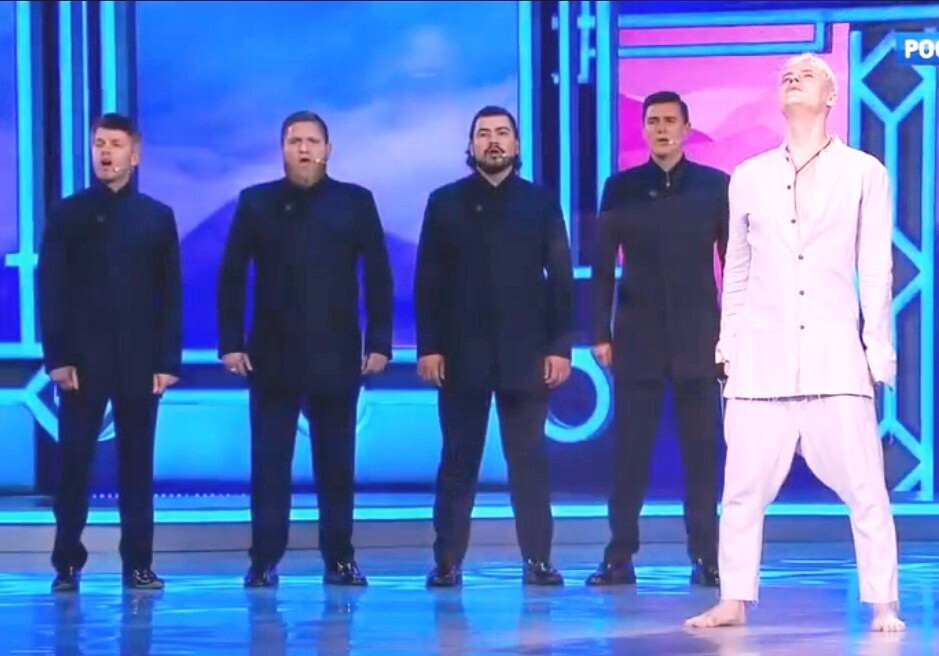 «Ти ж мене підманула, Ти ж мене підвела …». Как Русский мир неожиданно запел украинские песни с Кремлевской сцены 4 ноября