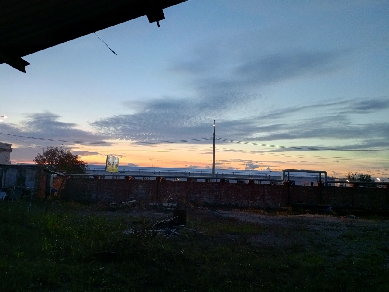 Сверхурочная работа – норма для самодура! История жителя города Ч., трудящегося в «очень частной лавочке»