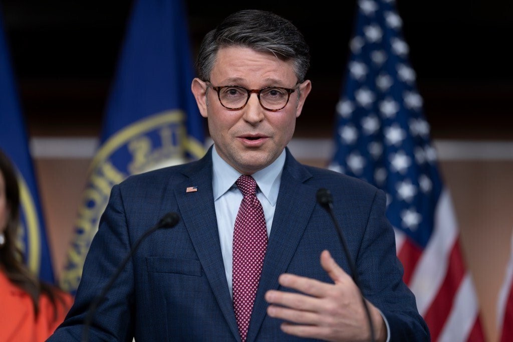 Активная подготовка к импичменту: Байден сталкивается с неприятными новостями в Конгрессе"