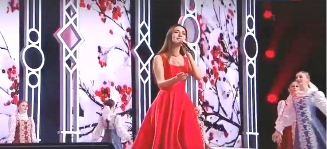 «Ти ж мене підманула, Ти ж мене підвела …». Как Русский мир неожиданно запел украинские песни с Кремлевской сцены 4 ноября