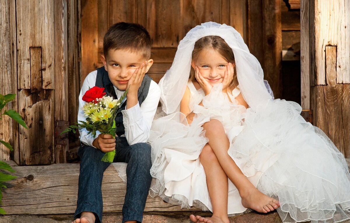 «Не хочу учиться, а хочу жениться». Ранние браки: мнения за и против