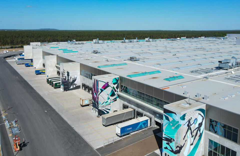 Tesla планирует выпустить электромобиль стоимостью менее 25 000 евро на заводе в Германии