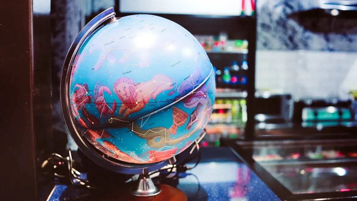 Аномалии во власти и больше страха: что предсказала Западная астрология России в 2024 году – останется ли Путин на второй срок