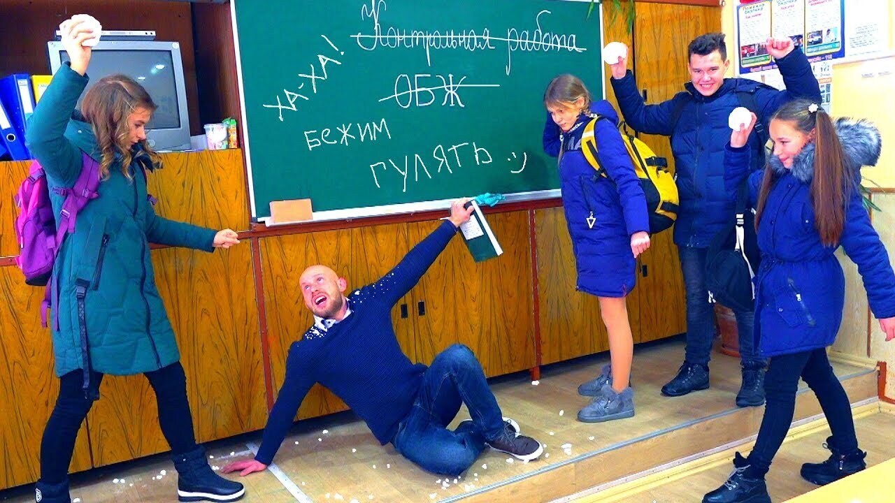 ⚡«Мать, когда приехала, начала возмущаться и повышать тон, и учительница начала ее бить»: стали известны детали драки между учителем и родительницей