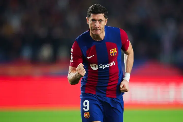 Роберт Левандовски отреагировал на гнев Ламина Ямала в матче с "Алавесом"