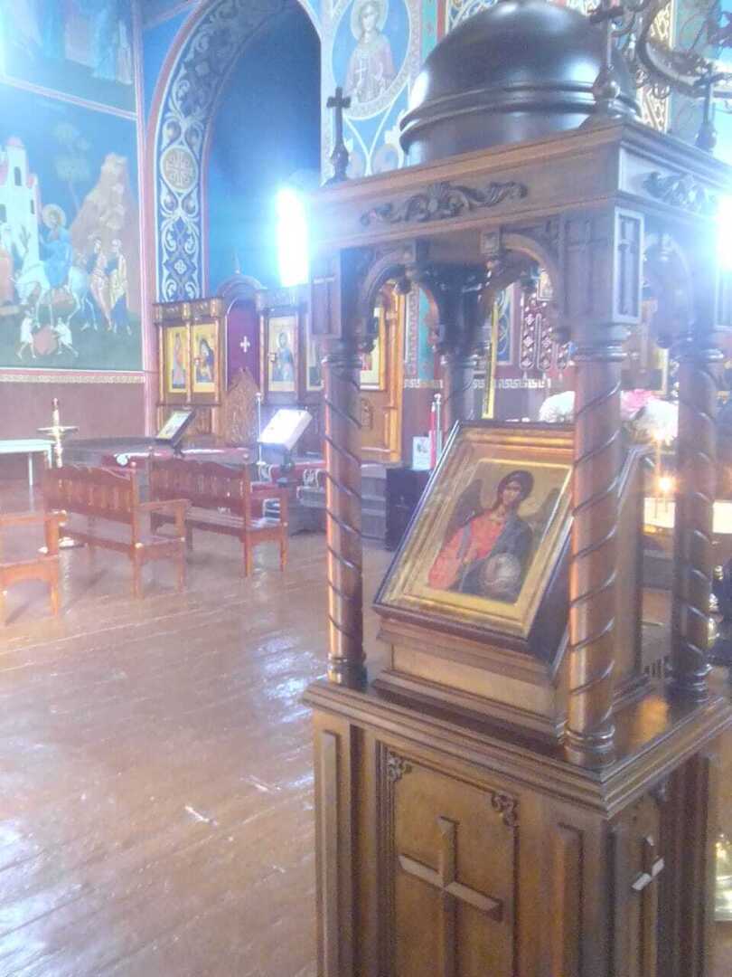 Храм во имя Святого Архистратига Божия Михаила в г. Новочеркасске.