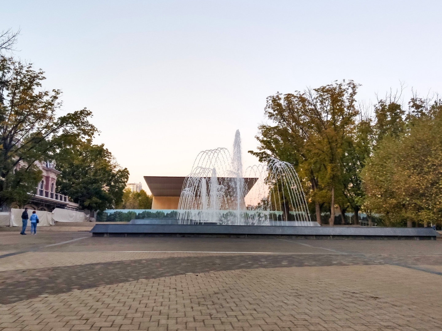 Благодаря кому я узнаю новое о местах, где проводят досуг краснодарцы