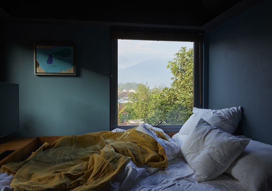 Самый тонкий отель в мире имеет ширину девять футов