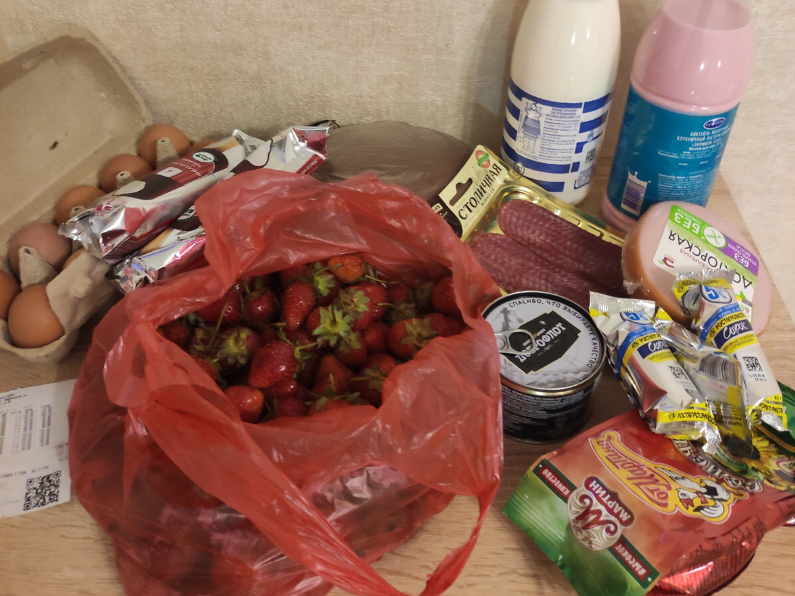 Почему в Москве самые низкие по стране цены на товары, при этом зарплаты одни из самых высоких по России?