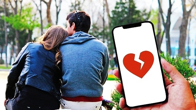 История измены: телефон предатель. История про то, как девушка попалась на измене, случайно позвонив мужу во время разговора про любовника с подругой