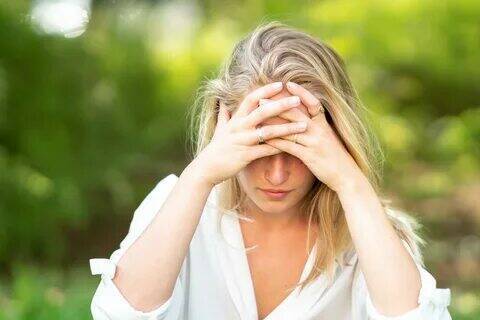 Что нужно делать, если при ОРВИ болит голова и ноют мышцы.