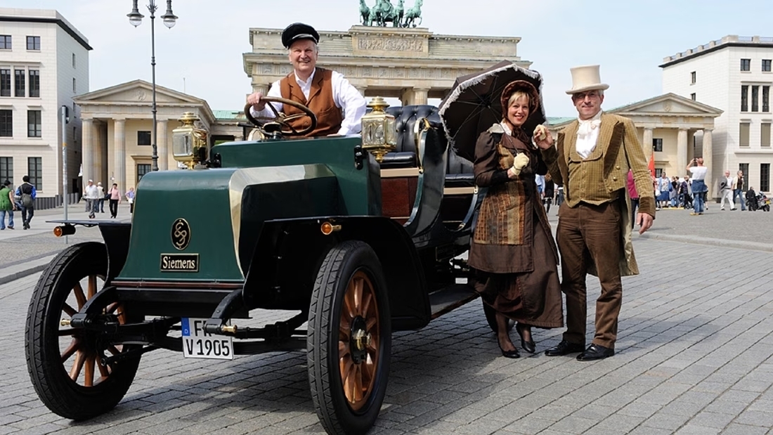 Электроавтомобиль Siemens из начала 20 века. Ничего себе, уже более 100 лет назад немцы производили электроавтомобиль. Siemens Schuckert ...