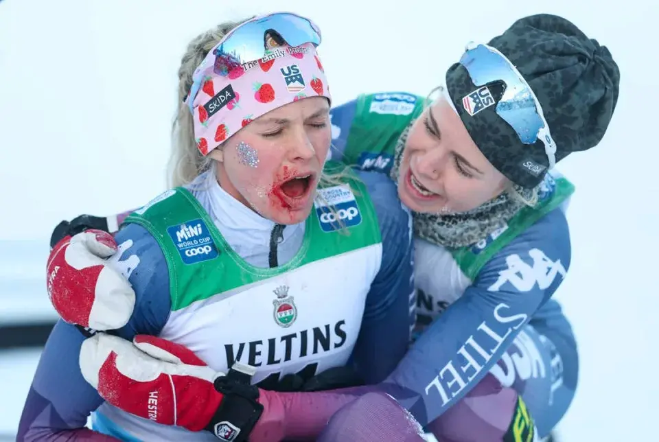 "Героические Усилия Лыжниц в Экстремальных Условиях: Диггинс и Карл Поднимают Планку На Гонках в Куусамо"