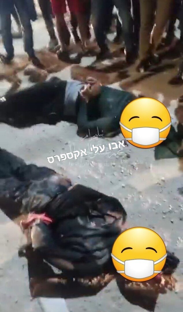 В целом суббота прошла продуктивно - повесили двоих. Фотографии 18+, нервным не смотреть