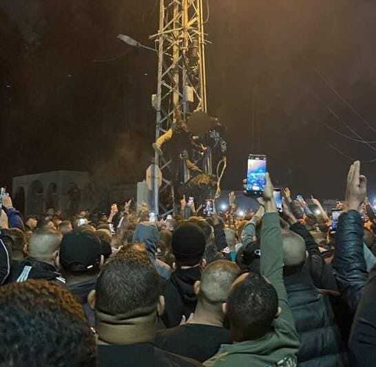 В целом суббота прошла продуктивно - повесили двоих. Фотографии 18+, нервным не смотреть