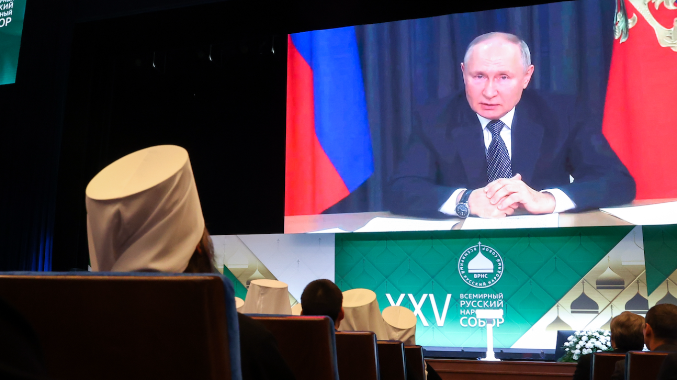 Путин предложил возродить традицию рожать россиянам по 7-8 детей. Мое мнение