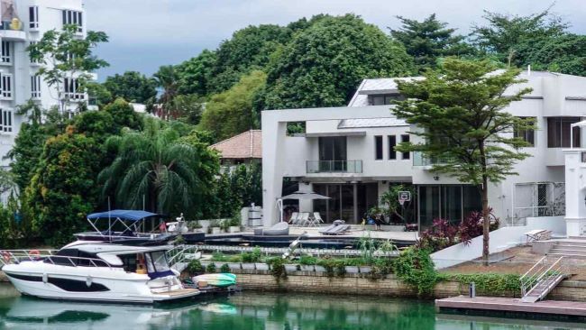 Сингапурская площадка для богатых иностранцев переживает трудный период