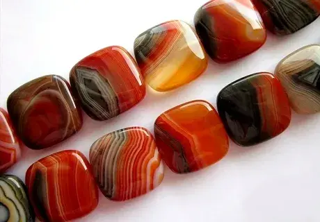 Камень сардоникс