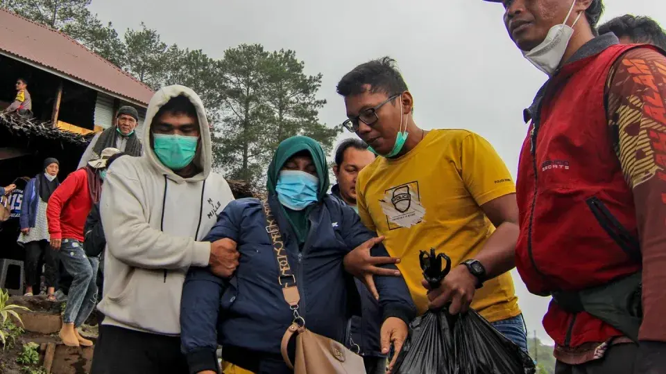 Извержение вулкана Марапи на острове Суматра: Трагедия и спасение
