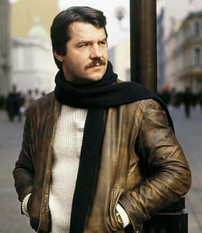 Александр Фатюшин. Человек с добрым лицом. Популярный артист из СССР. Наверное надо было больше снимать его.