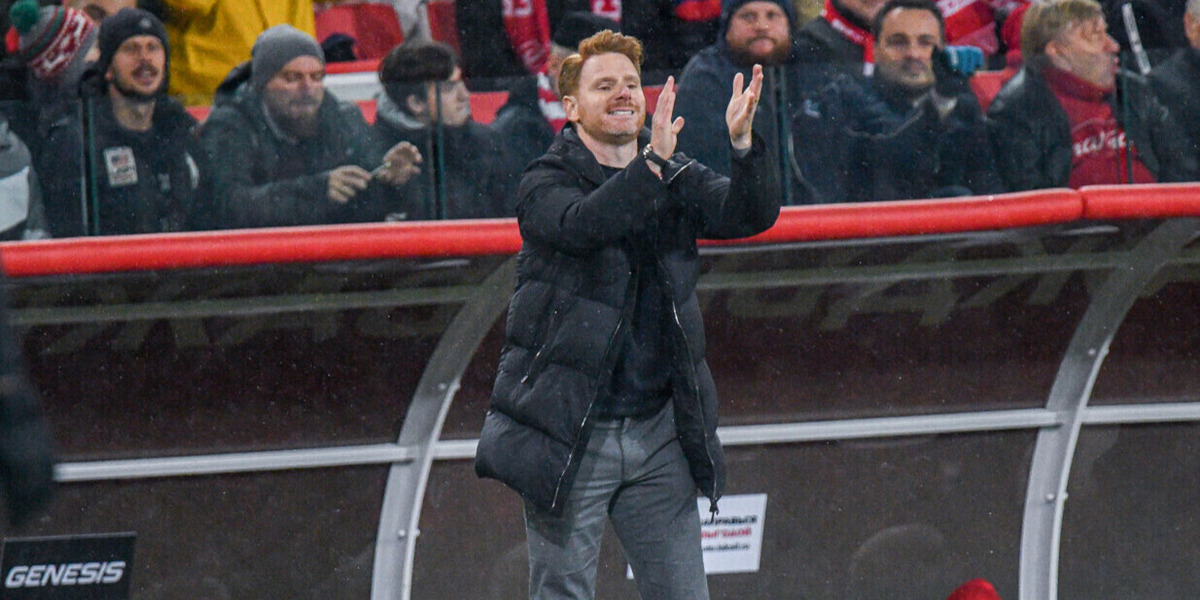 Генеральный директор "Спартака" рассказал про обсуждение увольнения Абаскаля