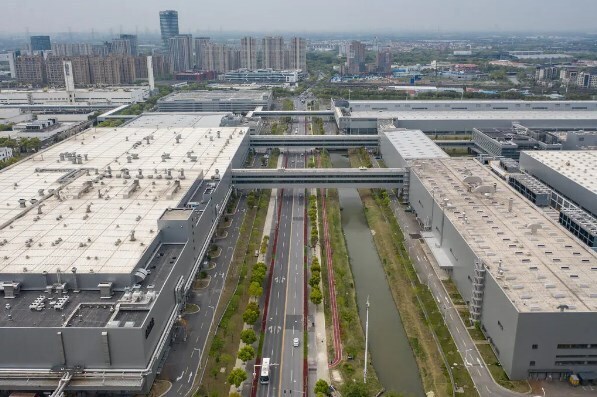 Почему Volkswagen создает команду из 3000 инженеров в Китае