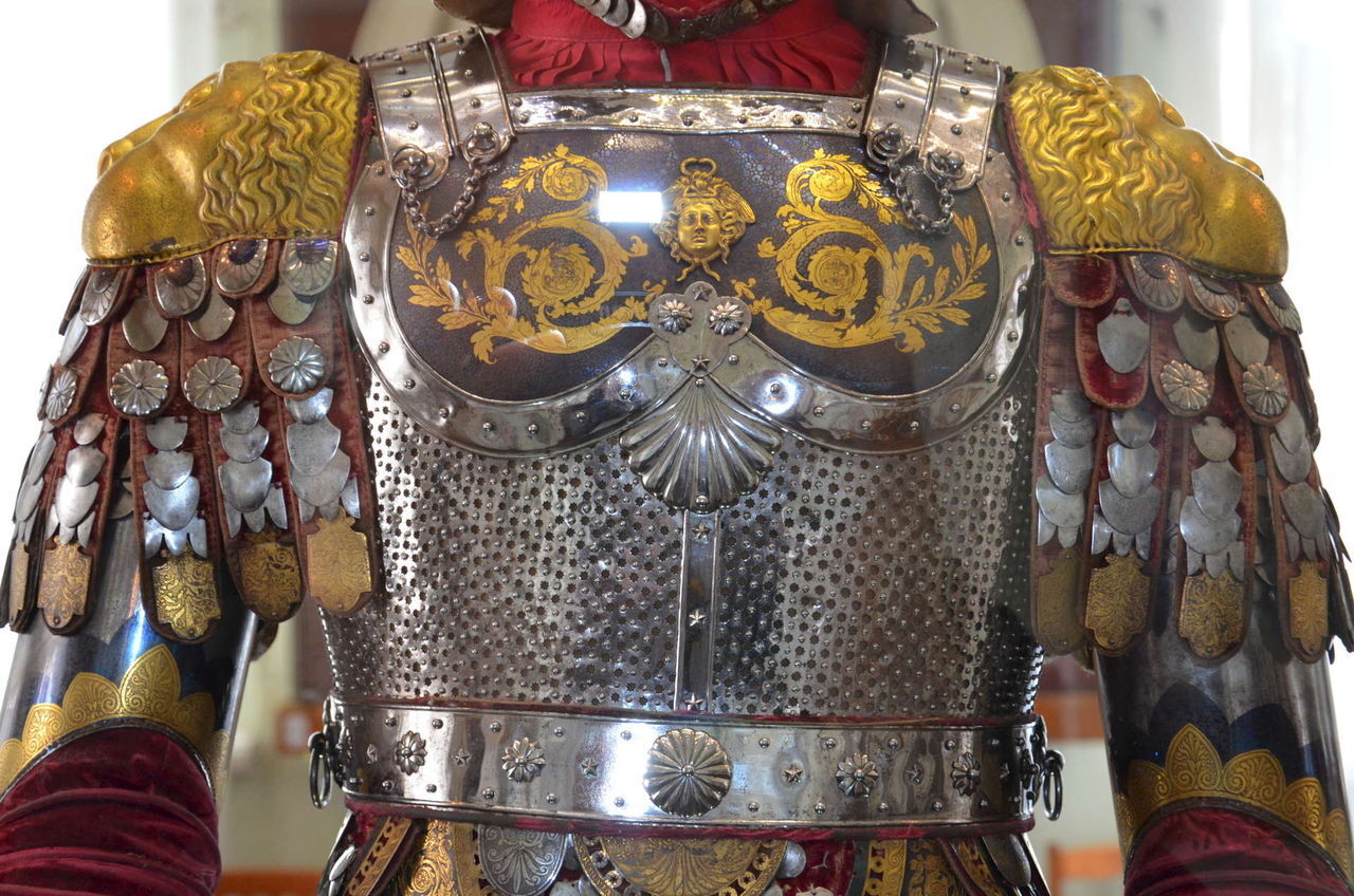 Выставка "Легенды Кремля: русский романтизм и Оружейная палата"