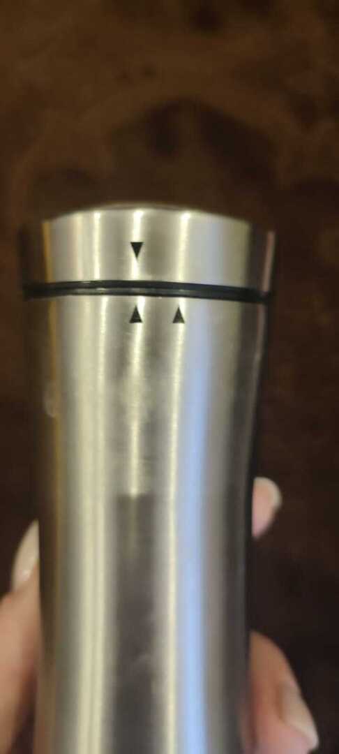 Электромельница с подсветкой как подарок родственникам и знакомым